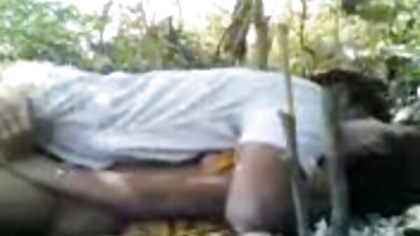 மார்பளவு சிகப்பு முடி கொண்ட MILF தனது முன்னாள் BF உடன் அலுவலக மேசையில் 69 ஸ்டைல்களில் செக்ஸ் வைத்துக் கொள்கிறது